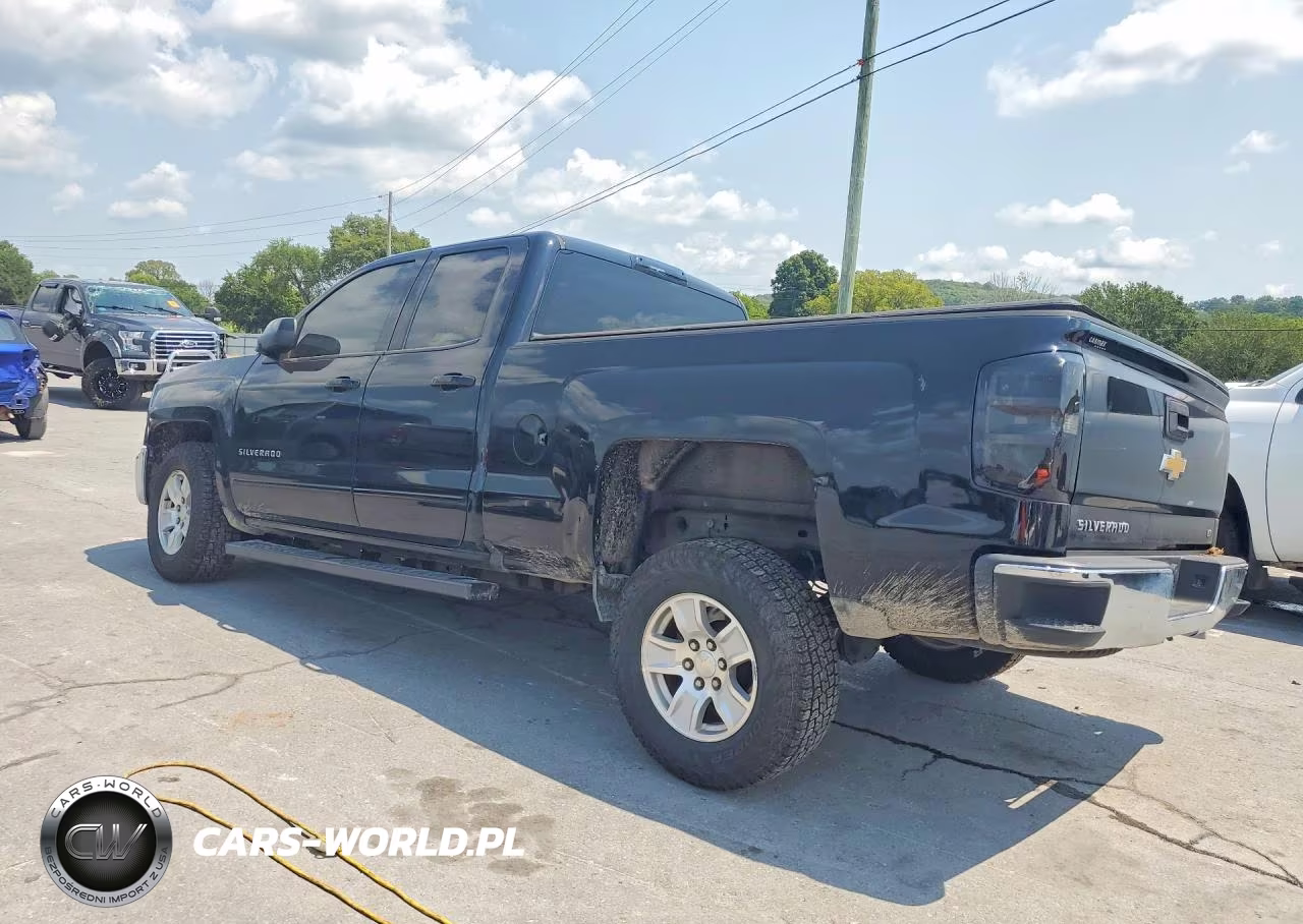 2018 Chevrolet Silverado C1500 Lt VIN:1GCRCREC1JZ137662 - 2