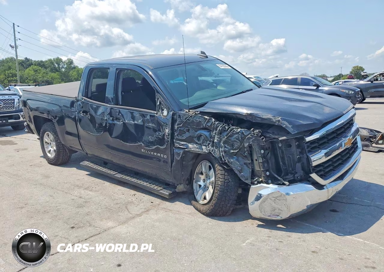 2018 Chevrolet Silverado C1500 Lt VIN:1GCRCREC1JZ137662 - 4