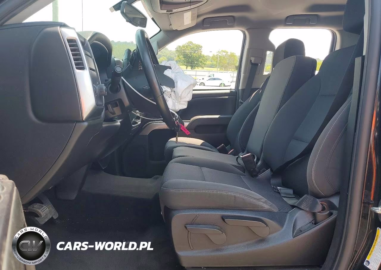 2018 Chevrolet Silverado C1500 Lt VIN:1GCRCREC1JZ137662 - 7
