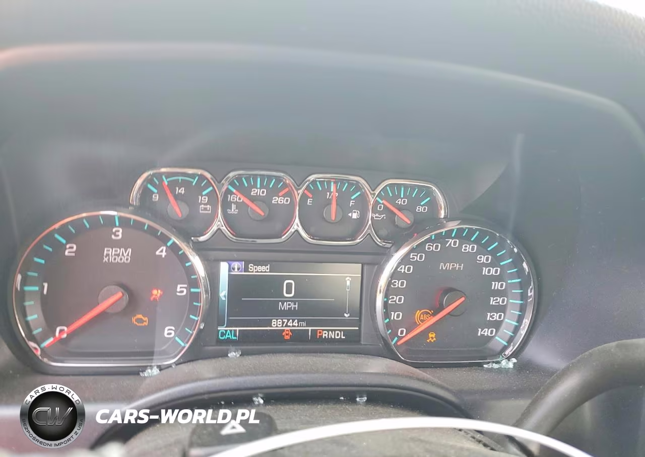 2018 Chevrolet Silverado C1500 Lt VIN:1GCRCREC1JZ137662 - 9