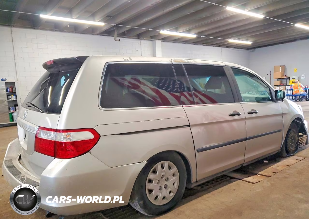 2006 Honda Odyssey Lx VIN:5FNRL38276B014722 - 3