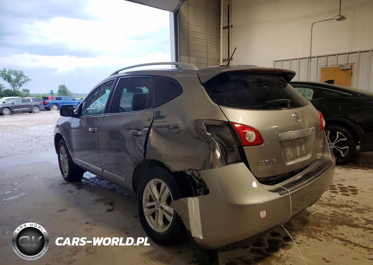 2013 Nissan Rogue S VIN:JN8AS5MV2DW124702 - 2
