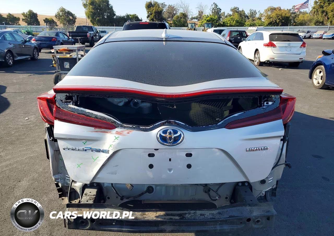 2021 Toyota Prius Prime Limited VIN:JTDKAMFP9M3173568 - 6