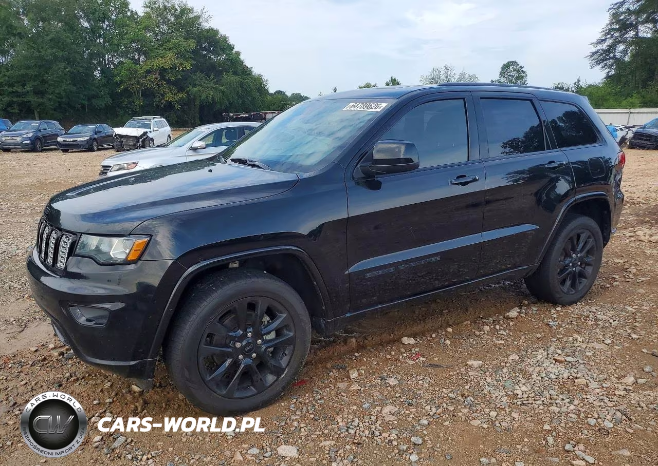 2018 Jeep Grand Cherokee Laredo – zdjęcie 1 z 13