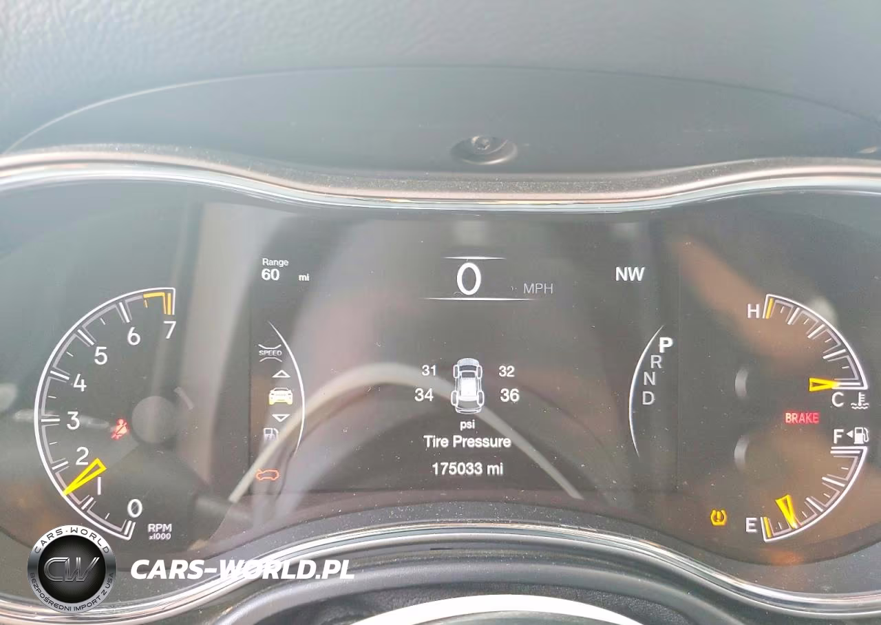 2018 Jeep Grand Cherokee Laredo VIN:1C4RJFAG8JC499892 - 9
