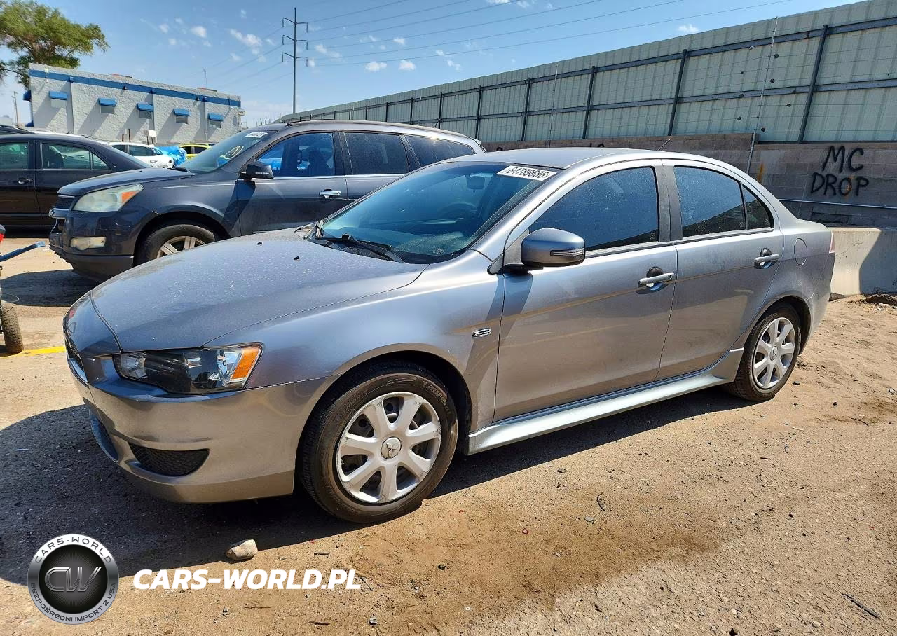 2015 Mitsubishi Lancer Es – zdjęcie 1 z 12