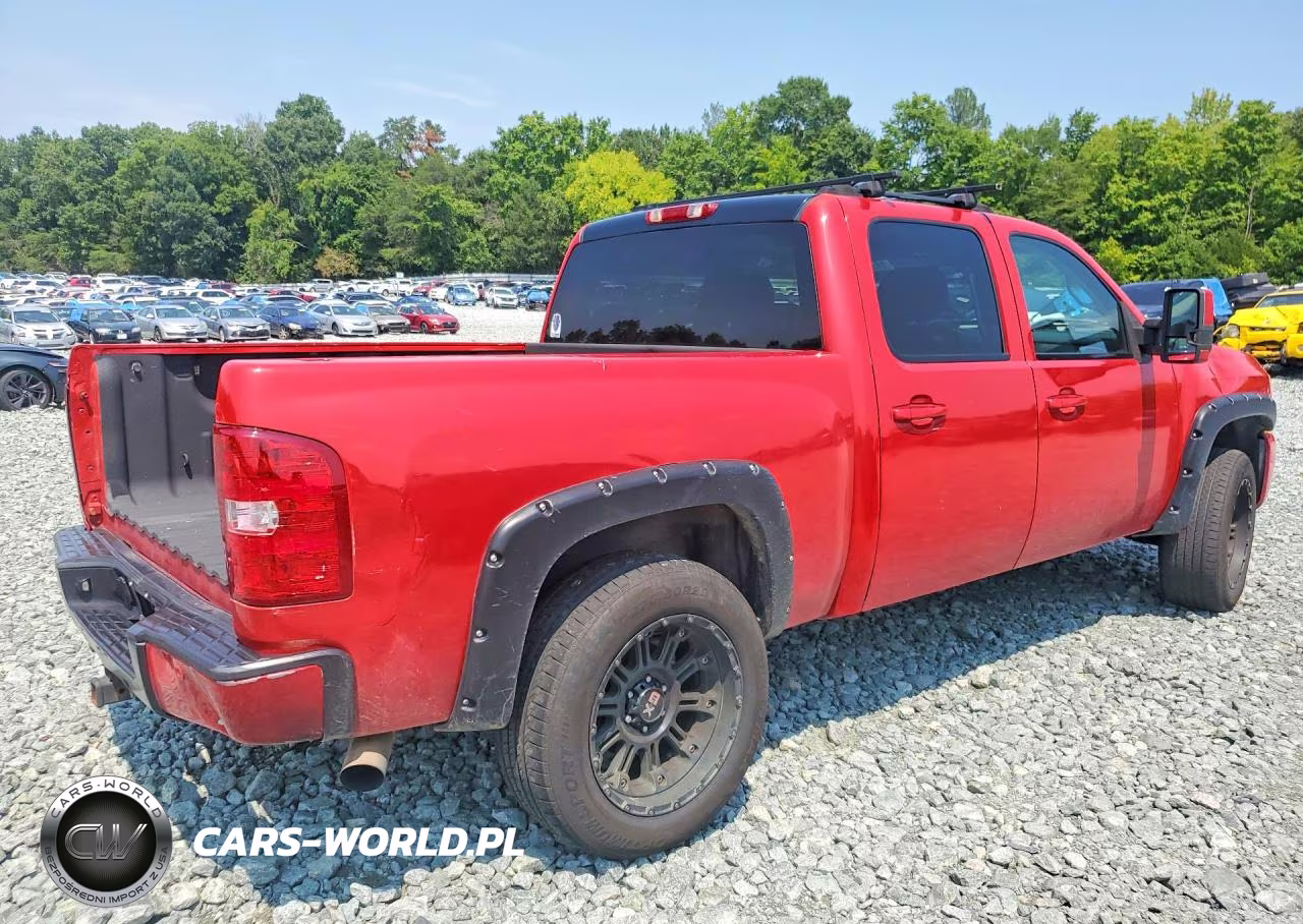 2007 Chevrolet Silverado K1500 Crew Cab VIN:2GCEK13M371655322 - 3