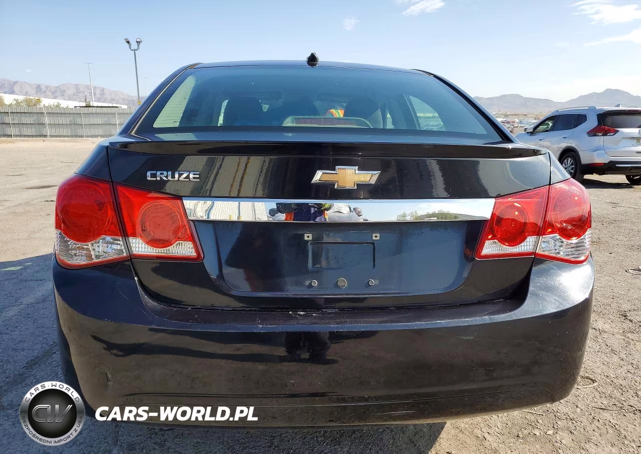 2014 Chevrolet Cruze Ls VIN:1G1PA5SG9E7452572 - 6