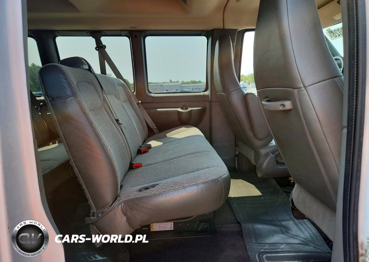 2016 Chevrolet Express G3500 Lt VIN:1GAZGMFFXG1233340 - 11