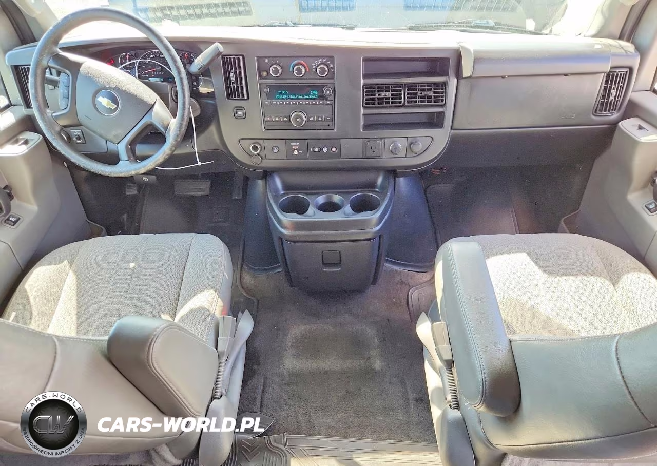 2016 Chevrolet Express G3500 Lt VIN:1GAZGMFFXG1233340 - 8