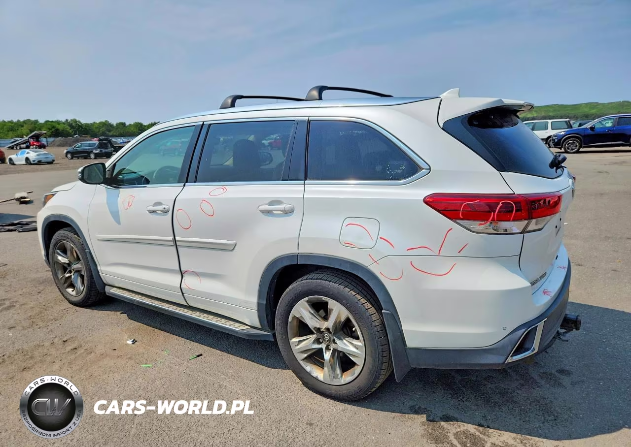 2018 Toyota Highlander Limited Platinum VIN:5TDDZRFH5JS844364 - 2