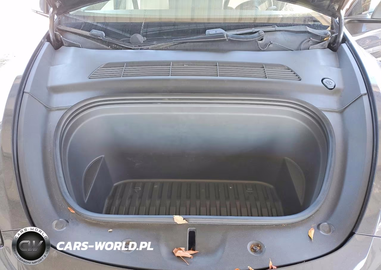 2021 Tesla Model Y VIN:5YJYGDEEXMF064886 - 11