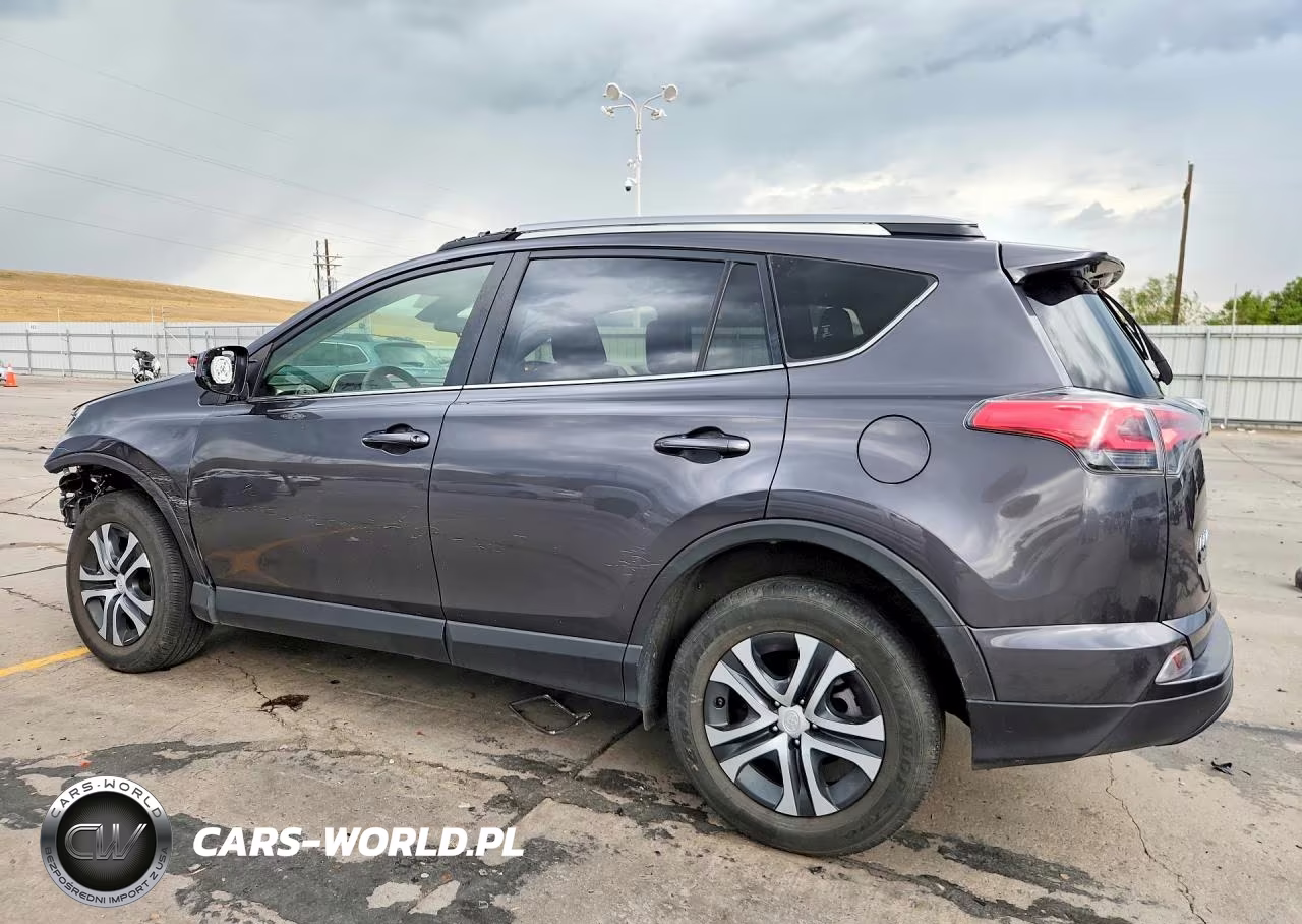2018 Toyota Rav4 Le VIN:JTMBFREVXJJ261275 - 2