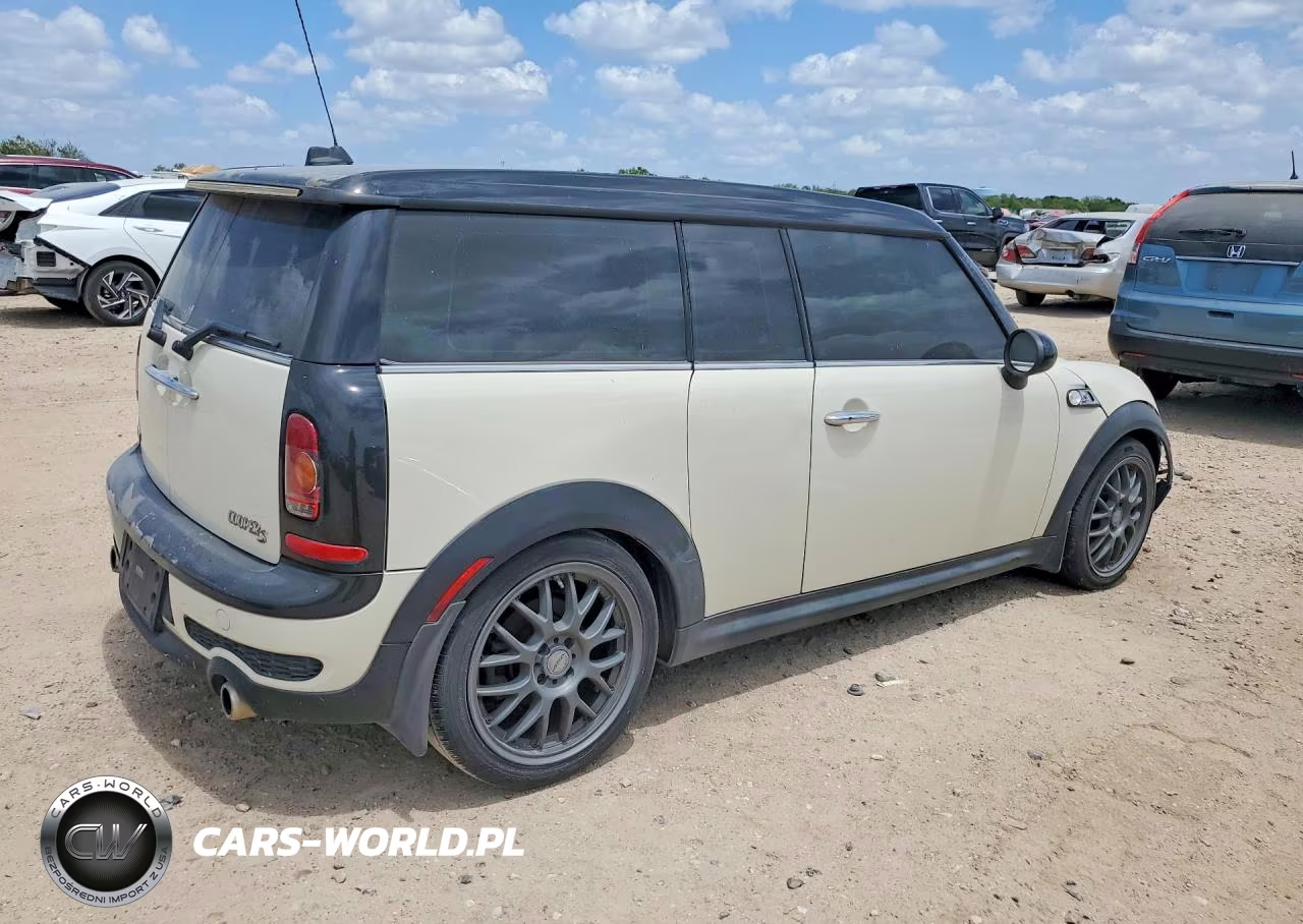 2008 Mini Cooper S Clubman VIN:WMWMM33578TP71366 - 3