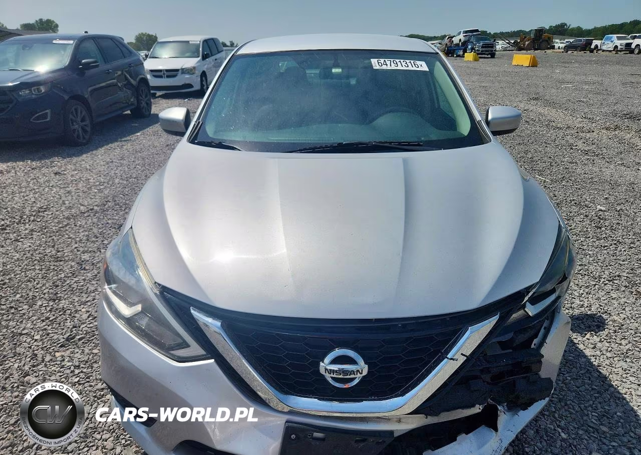 2018 Nissan Sentra S VIN:3N1AB7AP9JY299260 - 5