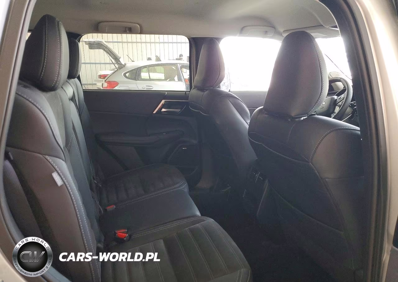 2025 Mitsubishi Outlander Se VIN:JA4J4VA8XSZ058720 - 11