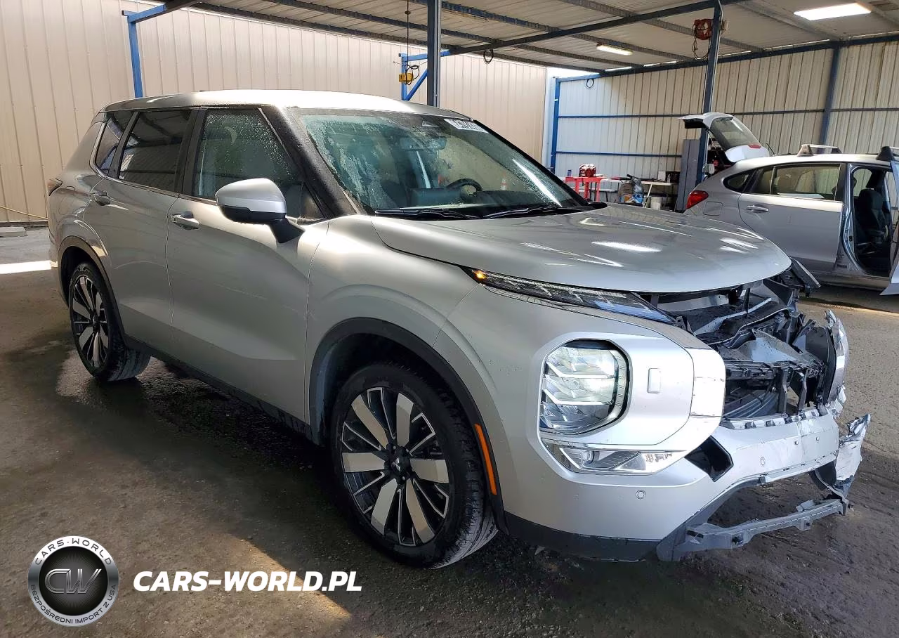 2025 Mitsubishi Outlander Se VIN:JA4J4VA8XSZ058720 - 4