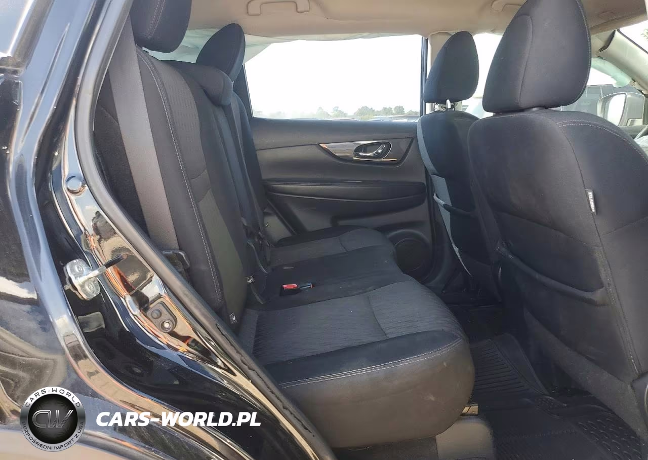 2018 Nissan Rogue S VIN:5N1AT2MT3JC725373 - 10