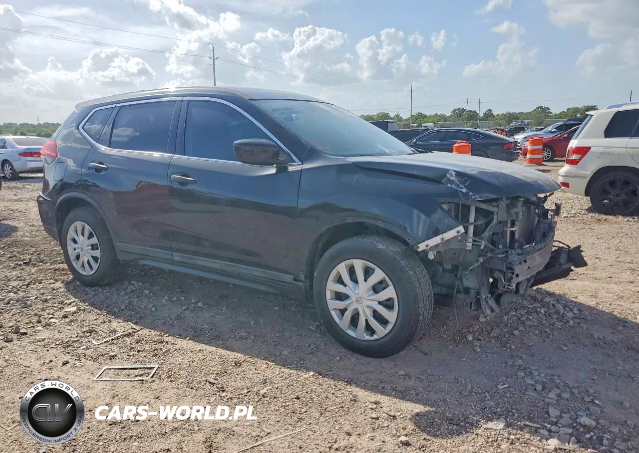 2018 Nissan Rogue S VIN:5N1AT2MT3JC725373 - 4