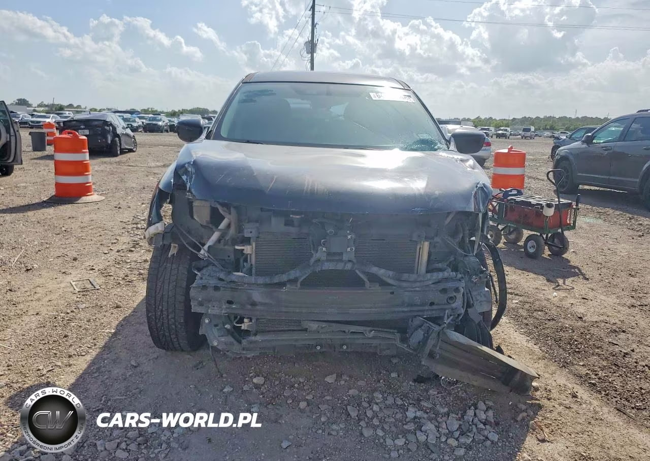 2018 Nissan Rogue S VIN:5N1AT2MT3JC725373 - 5