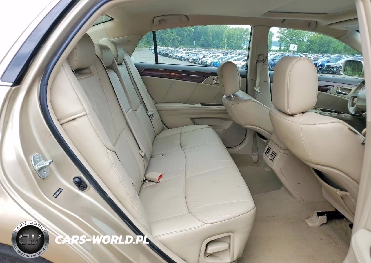 2010 Toyota Avalon Limited VIN:4T1BK3DB2AU367570 - 10