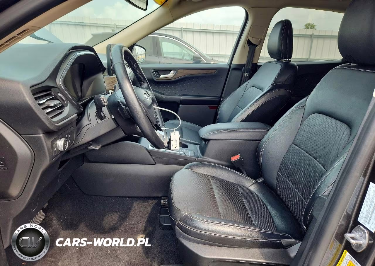 2020 Ford Escape Titanium VIN:1FMCU9J96LUA14951 - 7