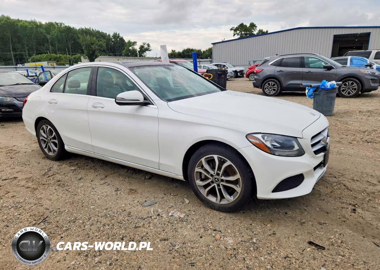 2017 Mercedes-Benz C 300 4Matic VIN:55SWF4KB2HU224185 - 4