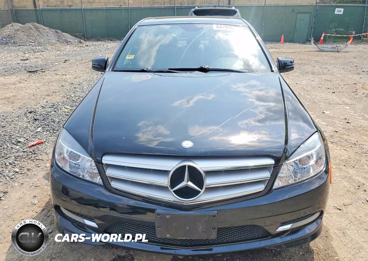 2011 Mercedes-Benz C 300 4Matic VIN:WDDGF8BB6BR175982 - 5
