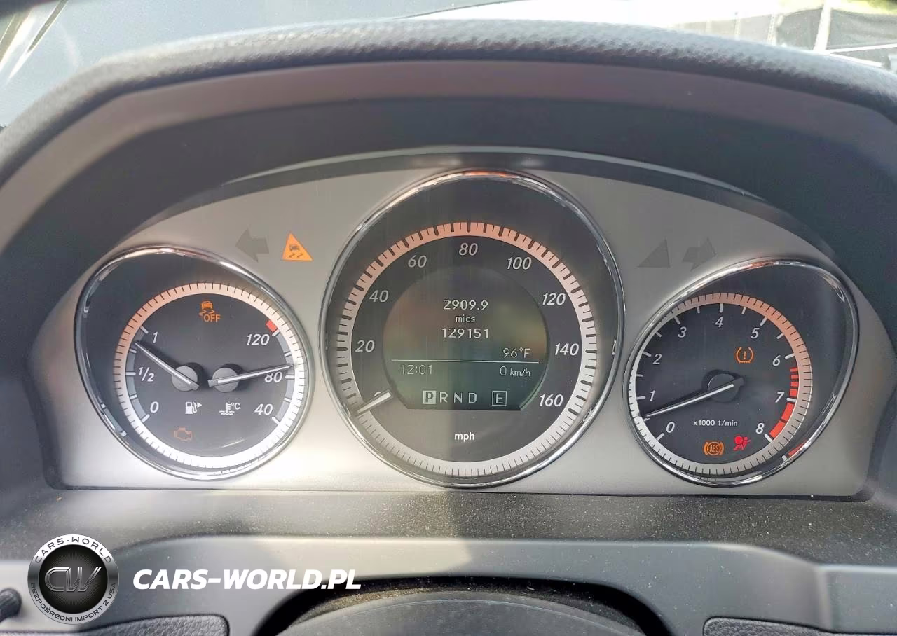 2011 Mercedes-Benz C 300 4Matic VIN:WDDGF8BB6BR175982 - 9