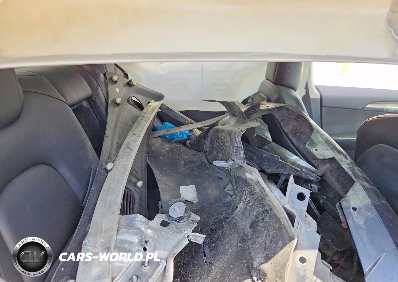 2022 Tesla Model 3 VIN:5YJ3E1EC8NF119947 - 10