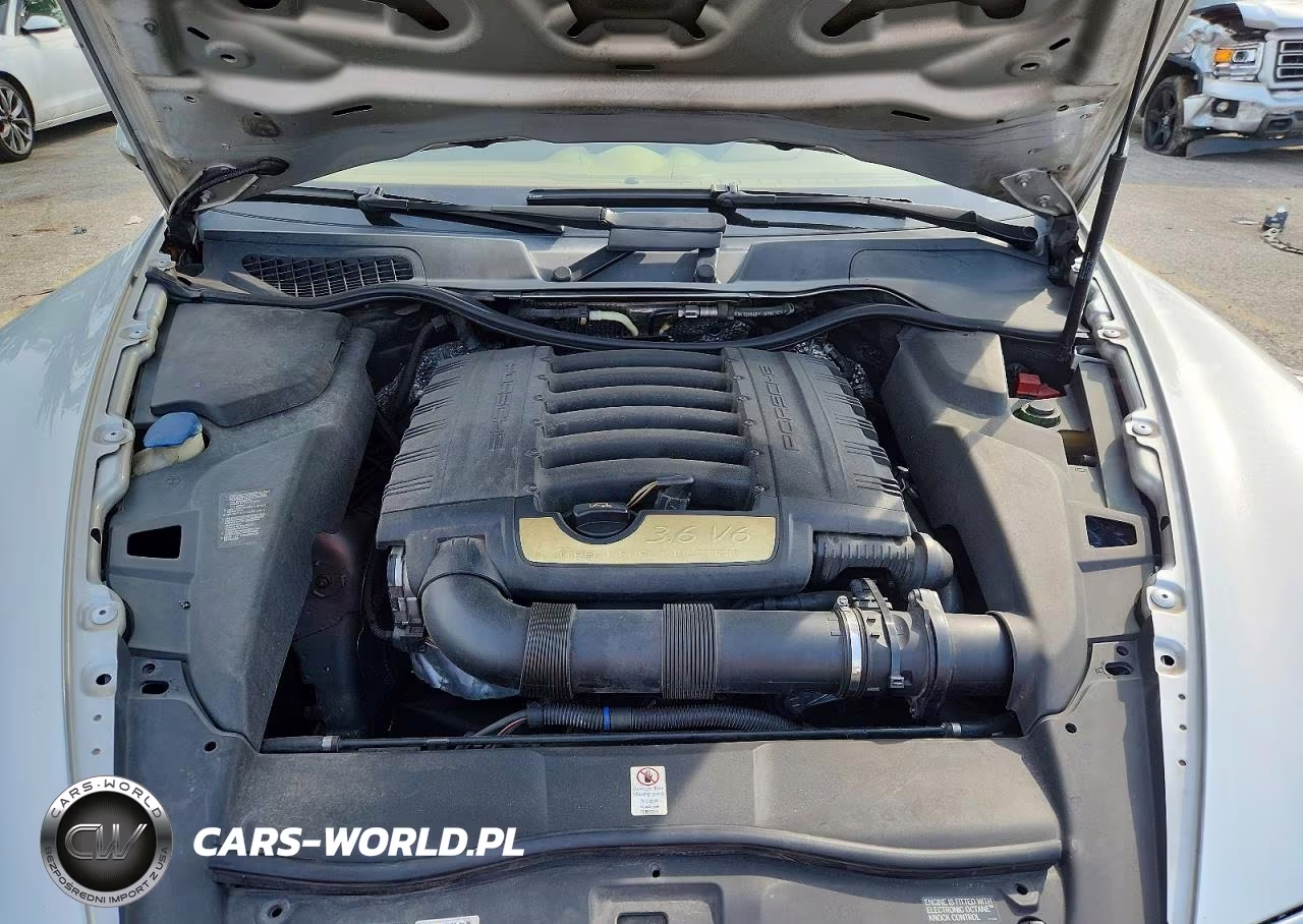 2012 Porsche Cayenne VIN:WP1AA2A2XCLA07214 - 12