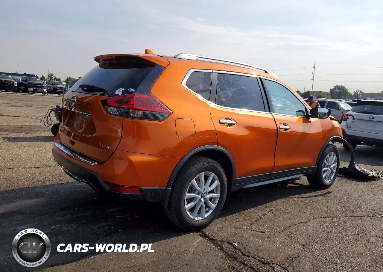 2018 Nissan Rogue Sv VIN:JN8AT2MVXJW328672 - 3