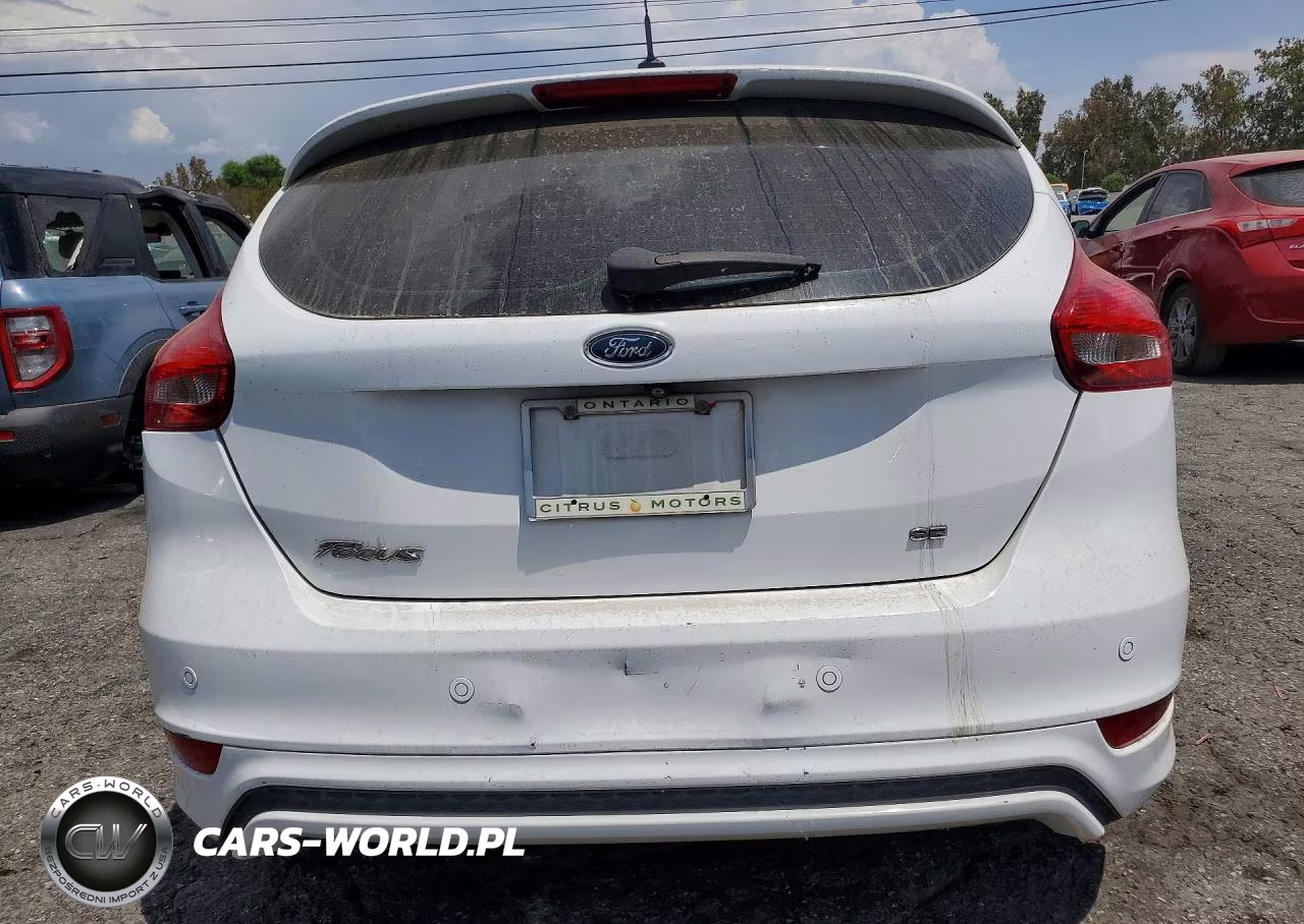 2015 Ford Focus Se VIN:1FADP3K26FL380343 - 6