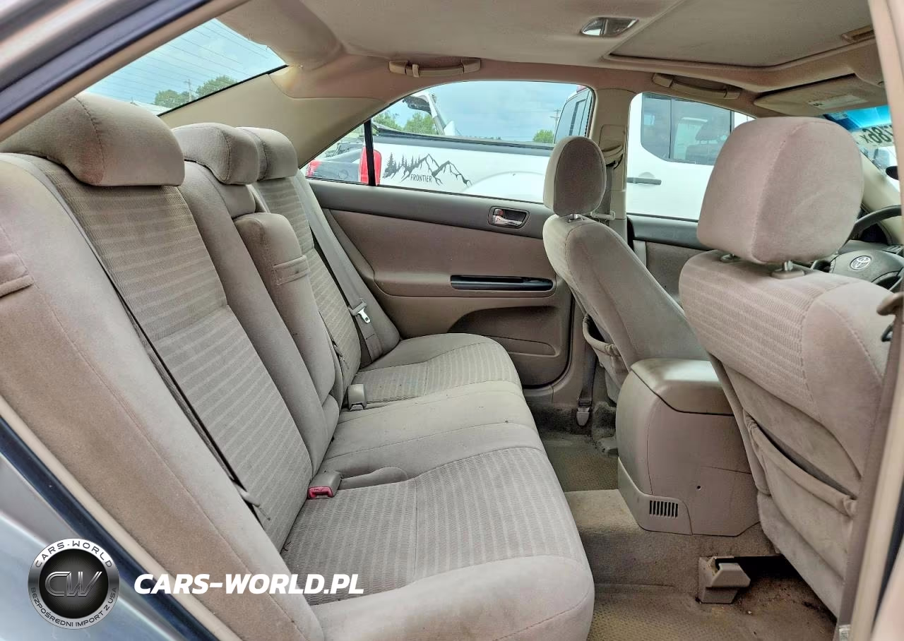 2005 Toyota Camry Le VIN:4T1BE32K65U525845 - 10