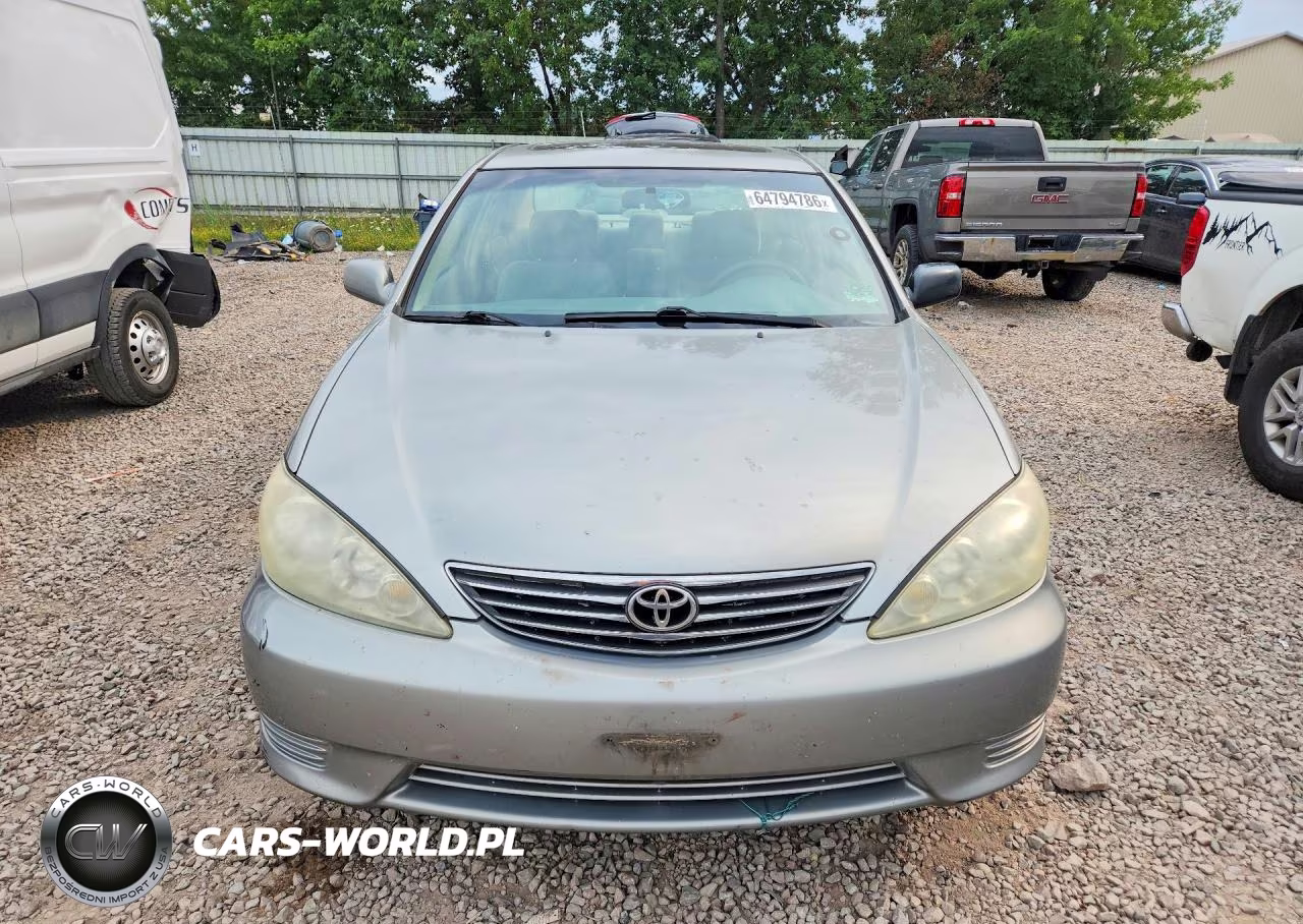 2005 Toyota Camry Le VIN:4T1BE32K65U525845 - 5