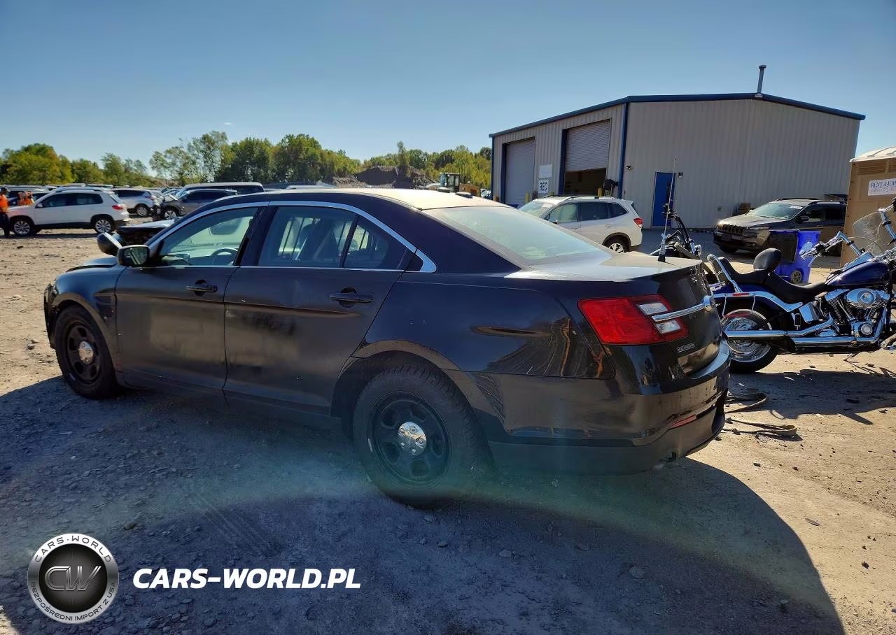 2018 Ford Taurus Police Interceptor VIN:1FAHP2MK5JG133616 - 2