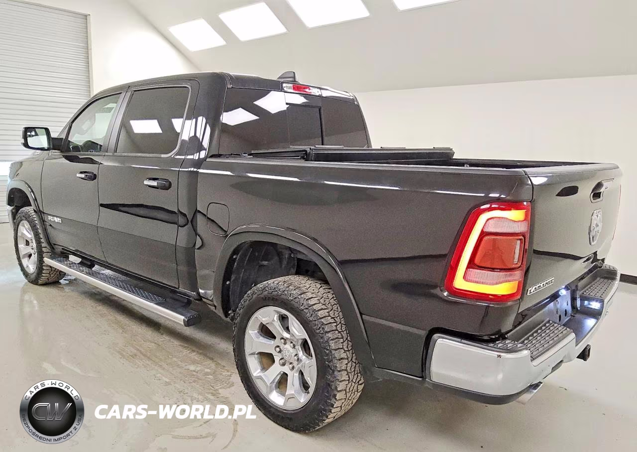 2019 Ram 1500 Laramie VIN:1C6RREJT8KN526666 - 2