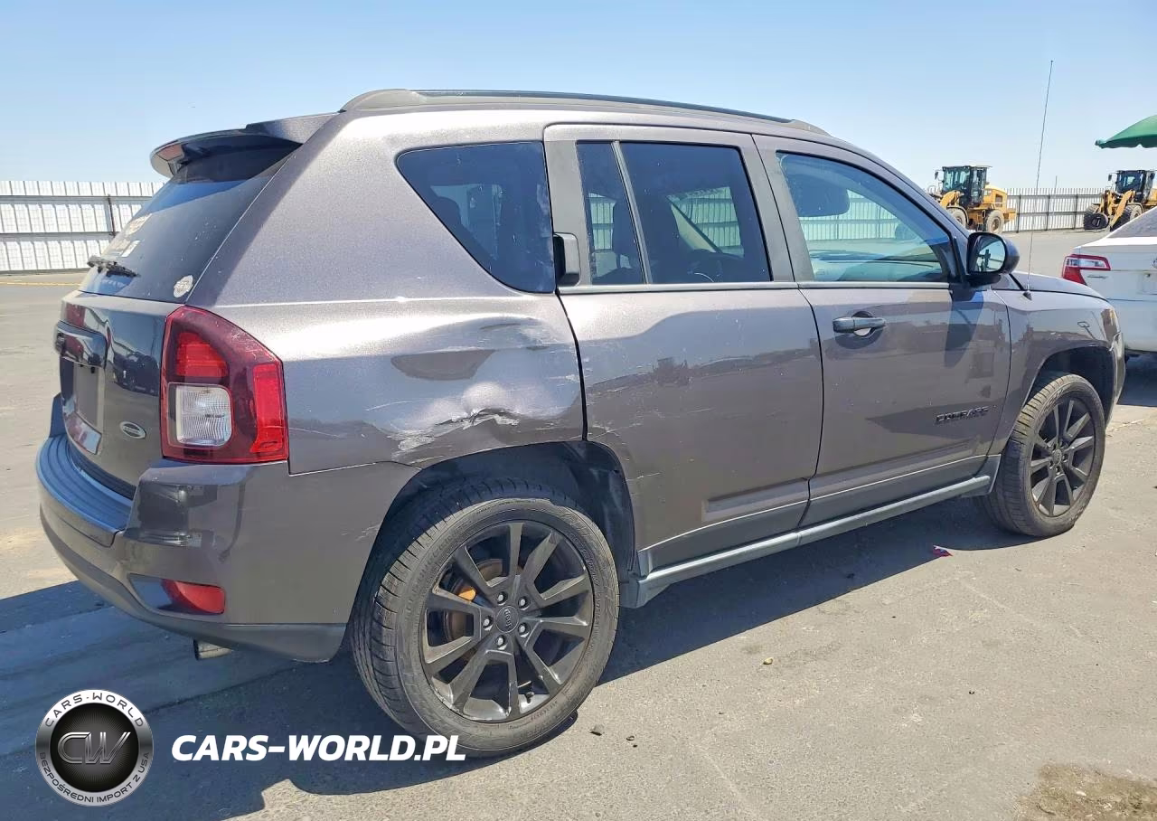 2015 Jeep Compass Sport VIN:1C4NJCBA7FD428434 - 3