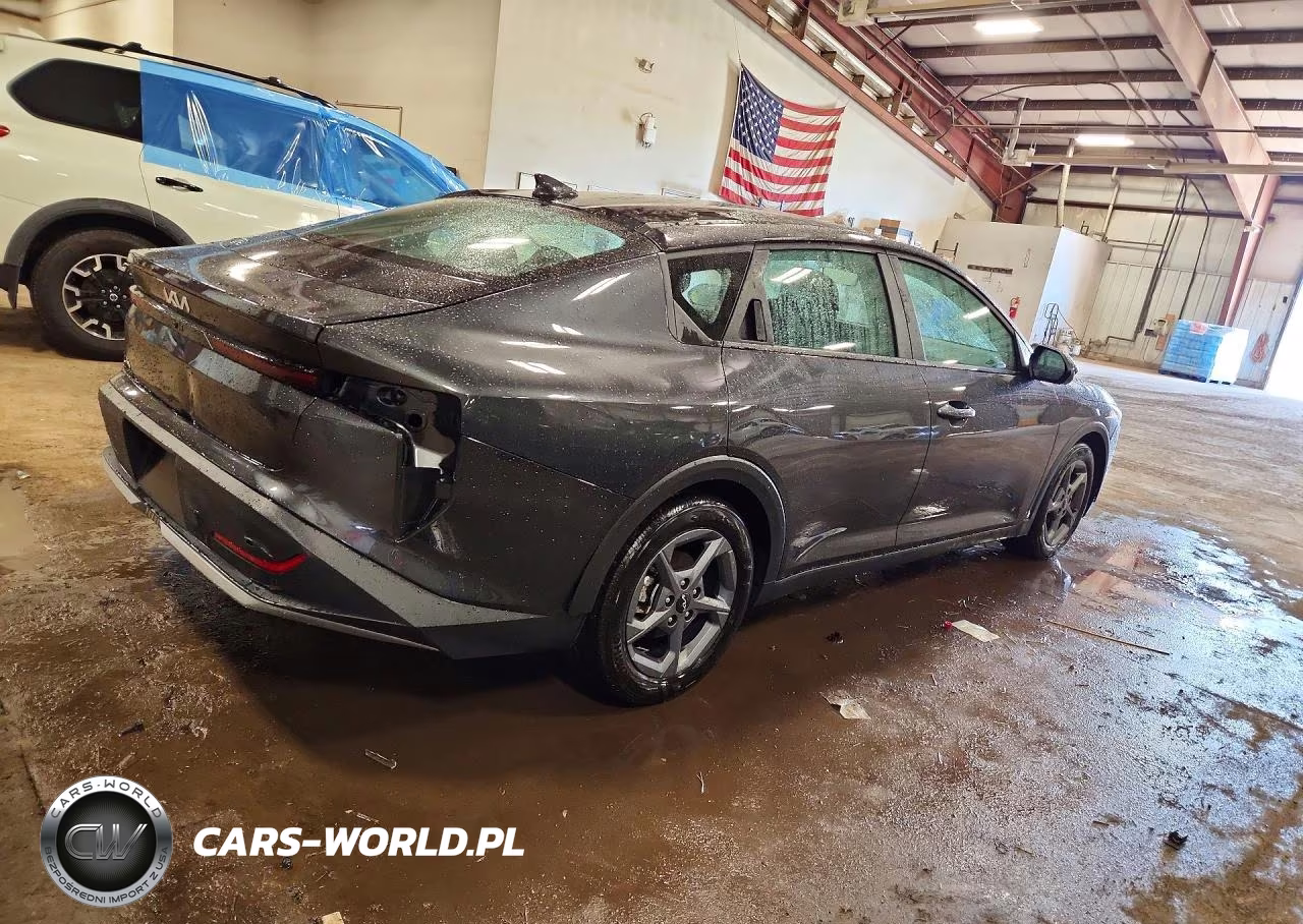 2025 Kia K4 Lxs VIN:3KPFT4DE8SE106754 - 3