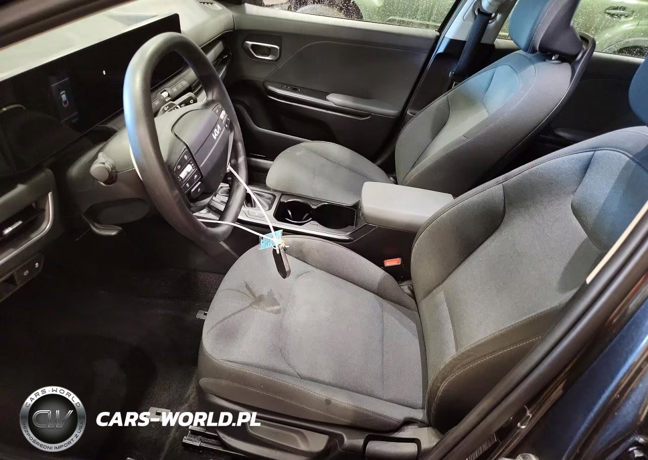2025 Kia K4 Lxs VIN:3KPFT4DE8SE106754 - 7