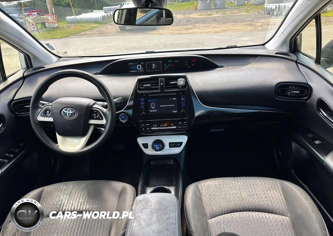 2018 Toyota Prius One VIN:JTDKBRFU9J3060117 - 7