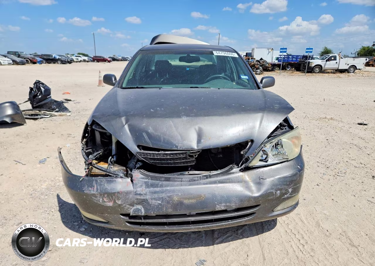 2004 Toyota Camry Xle VIN:4T1BE32K84U892695 - 5