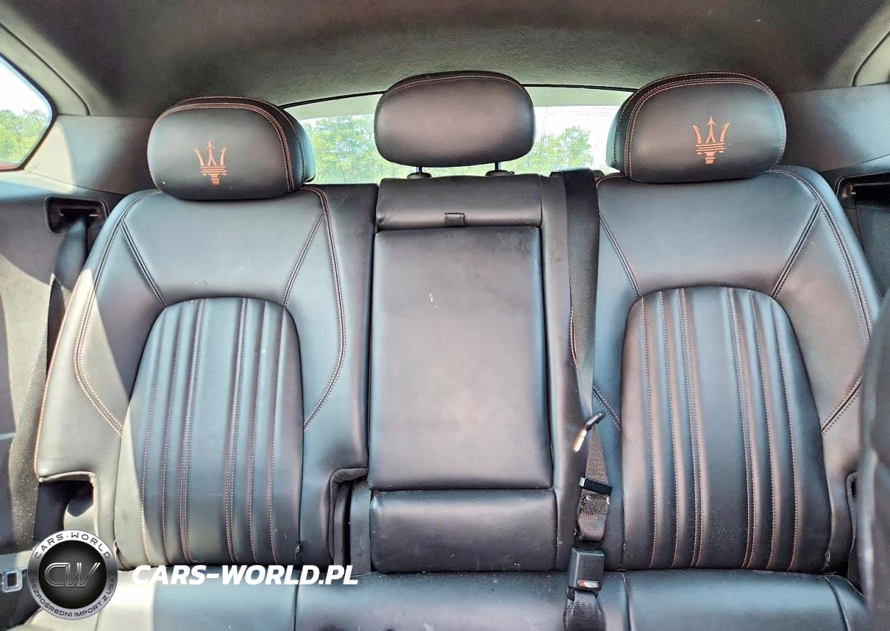 2018 Maserati Levante S VIN:ZN661YUA4JX270624 - 10