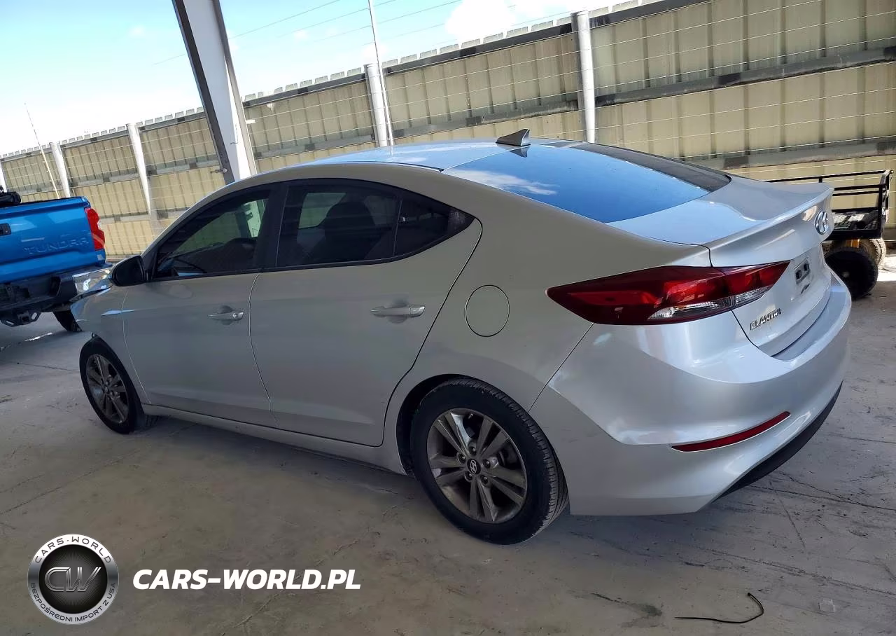 2018 Hyundai Elantra Sel VIN:5NPD84LF9JH276389 - 2