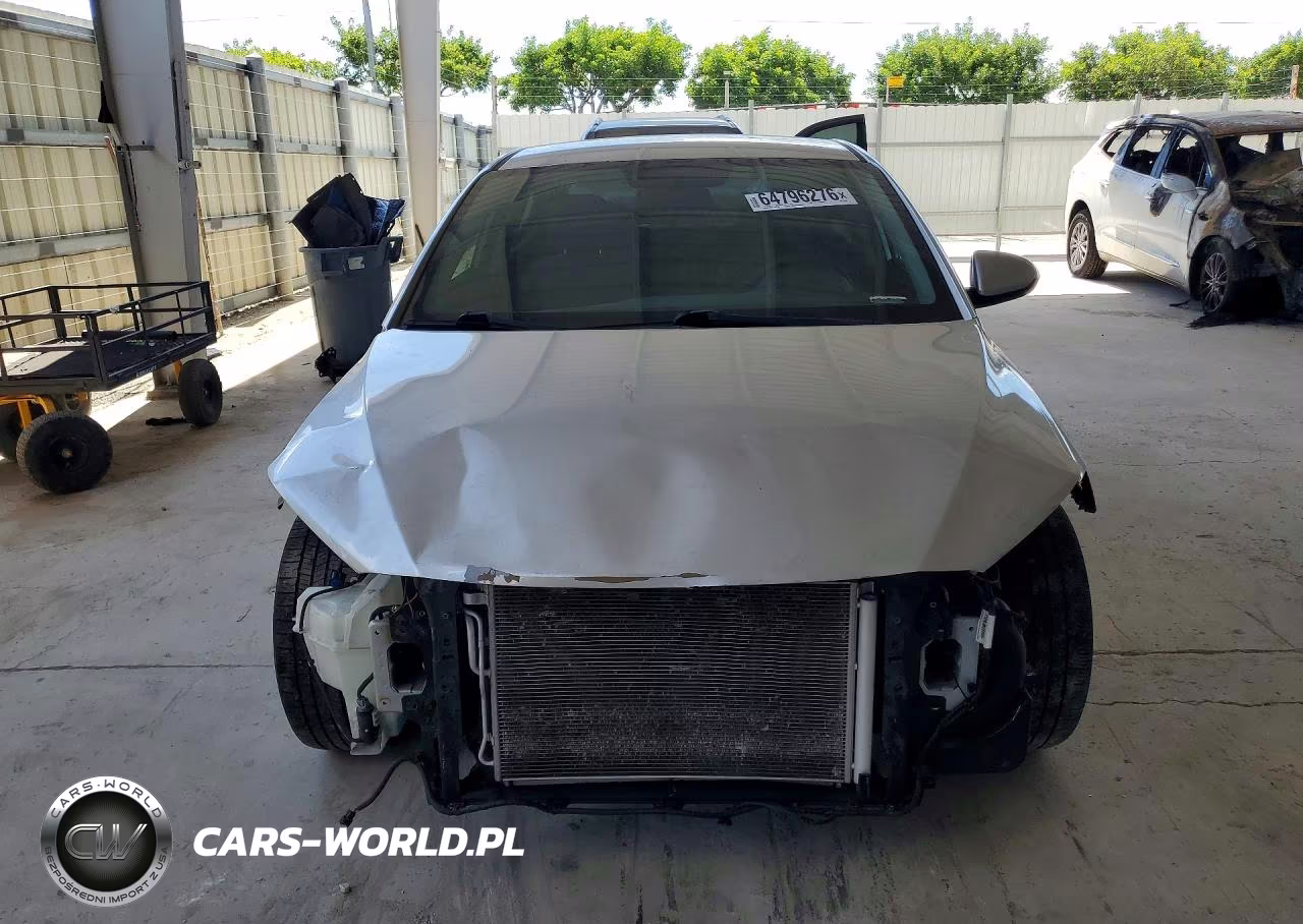 2018 Hyundai Elantra Sel VIN:5NPD84LF9JH276389 - 5