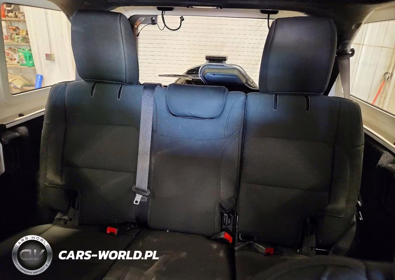 2019 Jeep Wrangler Unlimited Sport VIN:1C4HJXDN5KW689368 - 10