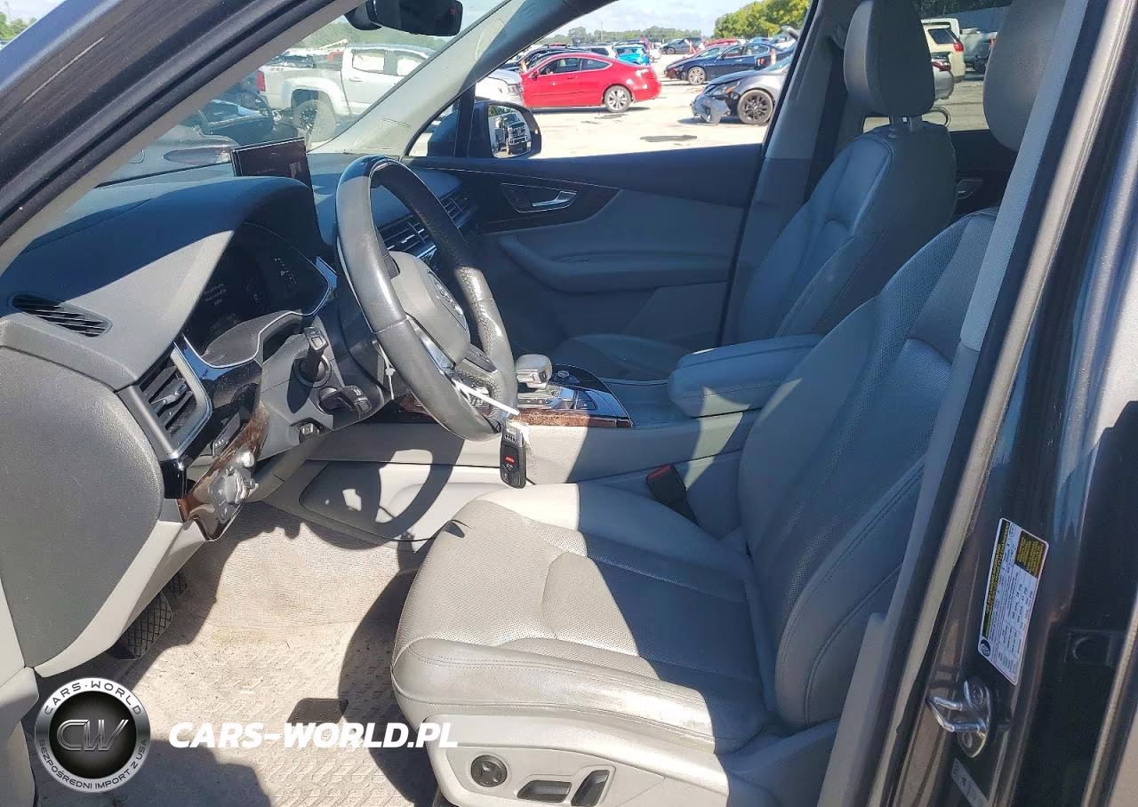 2019 Audi Q7 Prestige VIN:WA1VAAF75KD019520 - 7