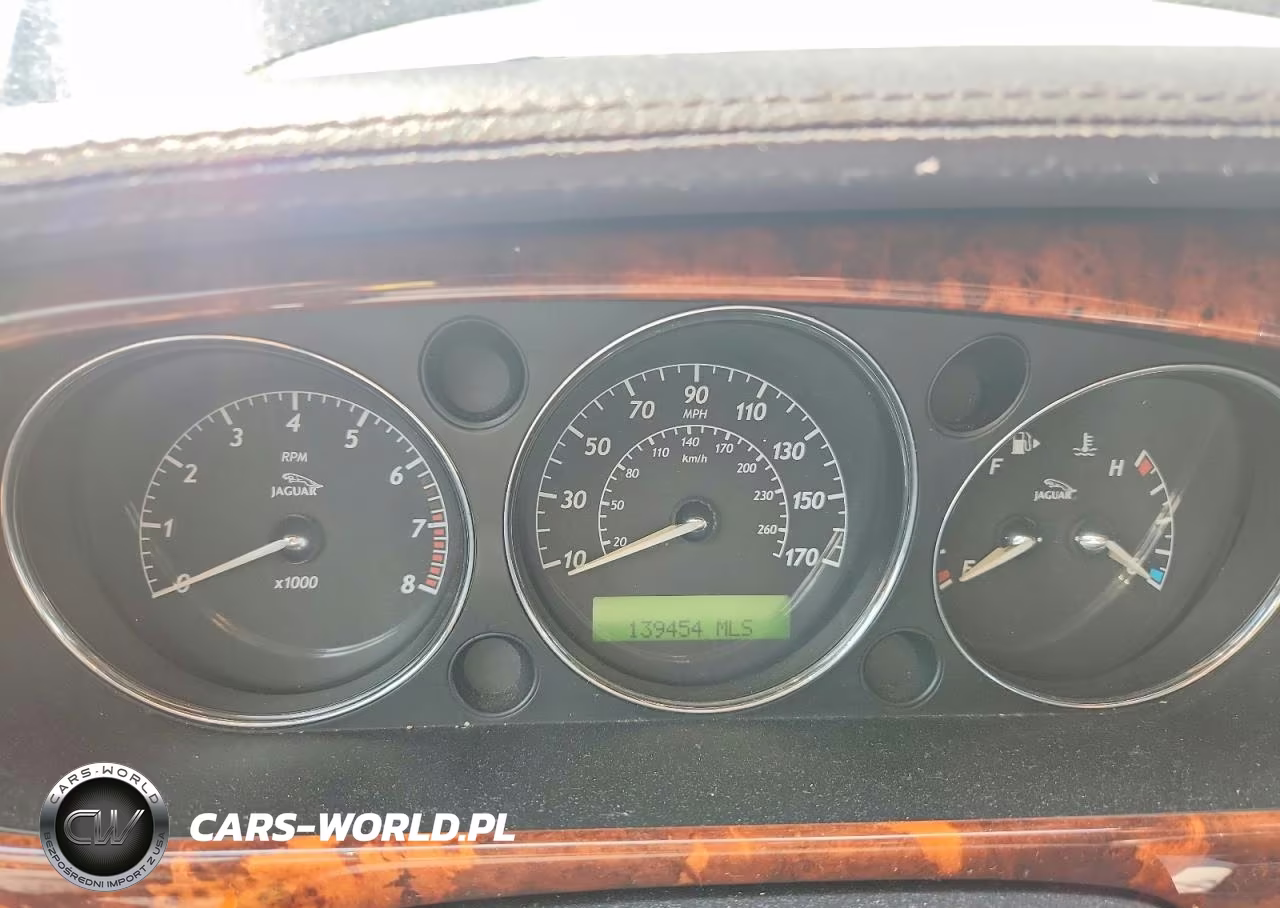 2009 Jaguar Xj8 L VIN:SAJWA79B99SH31570 - 9