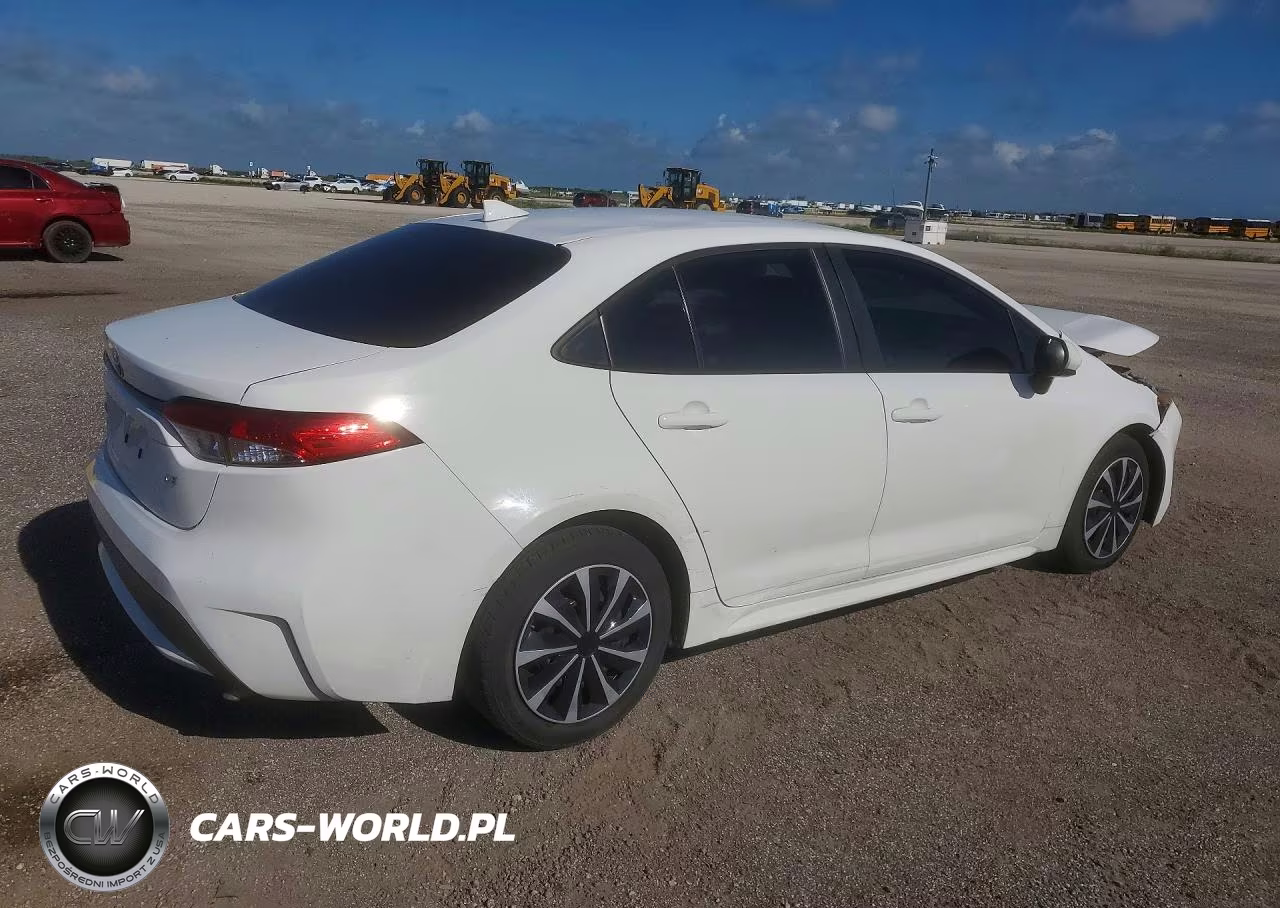 2020 Toyota Corolla Le VIN:5YFEPRAEXLP046929 - 3