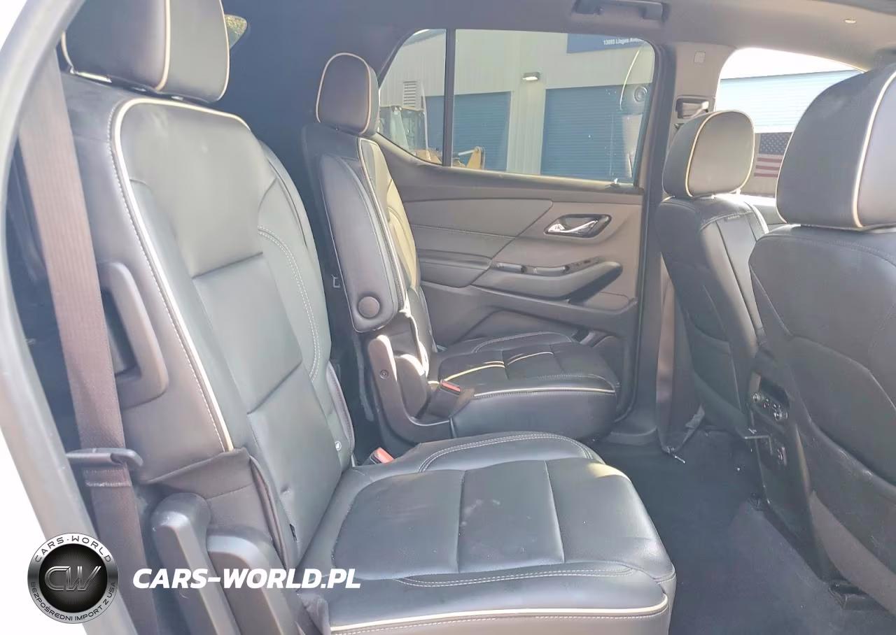 2023 Chevrolet Traverse Premier VIN:1GNERKKW5PJ245414 - 11